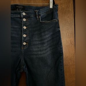Banana Republic jeans, button fly, skinny fit, dark wash, size 18